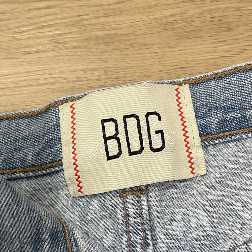 BDG Frayed Hem Light Blue Jean Shorts - Picture 3 of 8